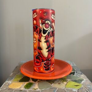 NWOT. 20oz Tigger stainless steel, double insulated tumbler.